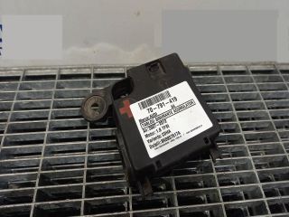 bontott AUDI A4 B8 Biztosítéktábla Motortér