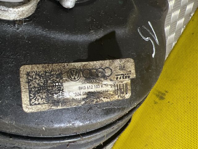 bontott AUDI A4 B8 Fékrásegítő