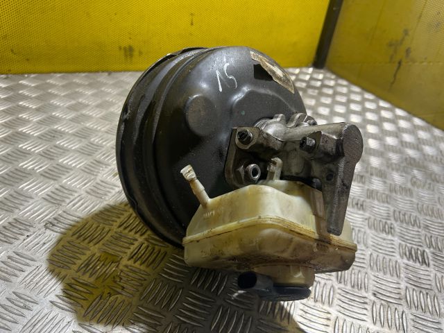 bontott AUDI A4 B8 Fékrásegítő