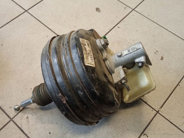 bontott AUDI A4 B8 Fékrásegítő