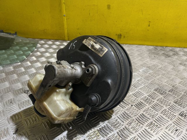 bontott AUDI A4 B8 Fékrásegítő