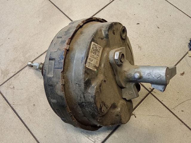 bontott AUDI A4 B8 Fékrásegítő