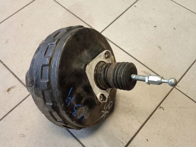 bontott AUDI A4 B8 Fékrásegítő