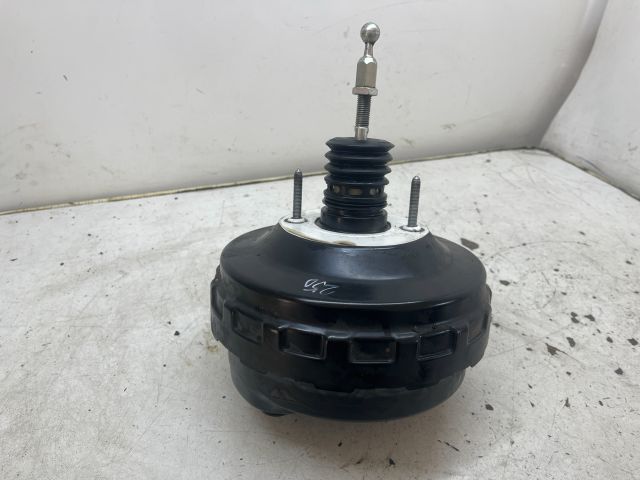 bontott AUDI A4 B8 Fékrásegítő