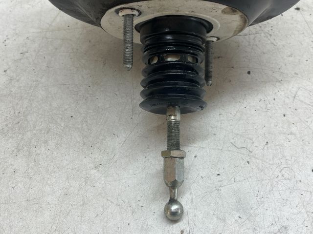 bontott AUDI A4 B8 Fékrásegítő