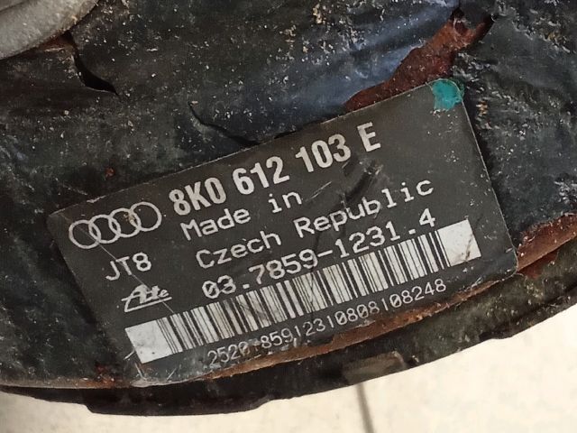 bontott AUDI A4 B8 Fékrásegítő