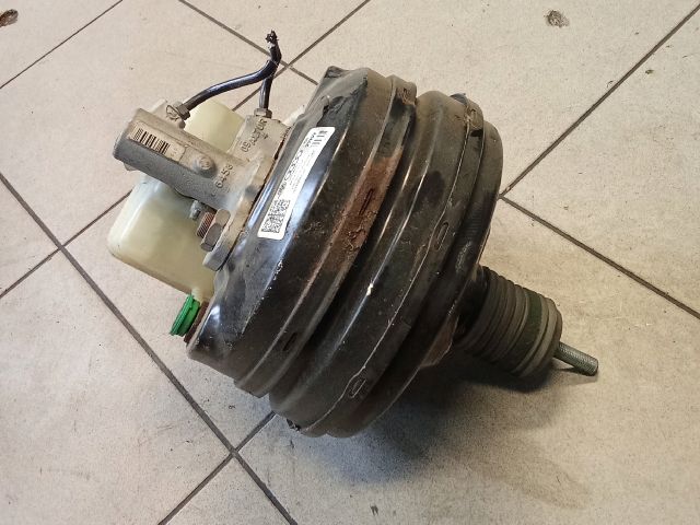 bontott AUDI A4 B8 Fékrásegítő