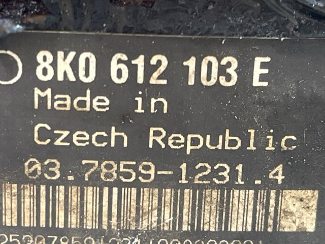 bontott AUDI A4 B8 Fékrásegítő