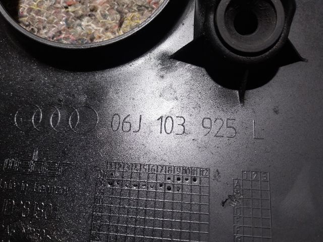 bontott AUDI A4 B8 Felső Motorburkolat