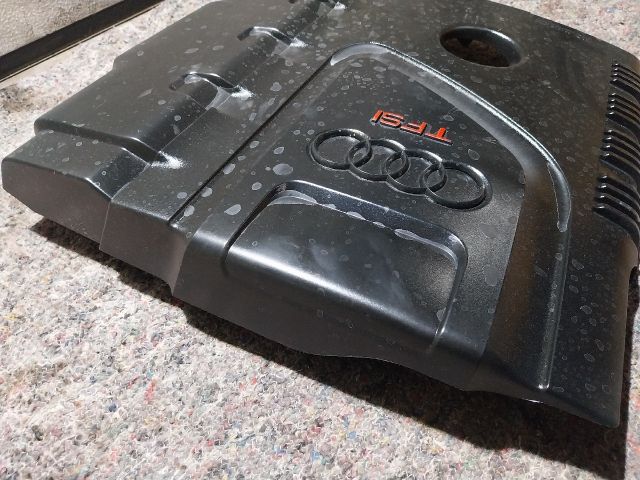 bontott AUDI A4 B8 Felső Motorburkolat