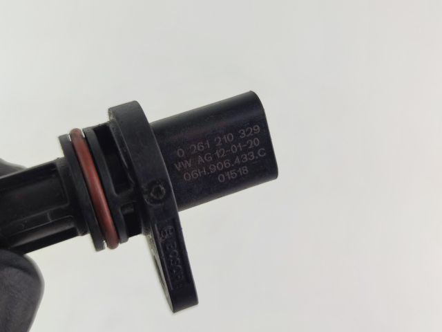 bontott AUDI A4 B8 Főtengely Fordulatszám Jeladó