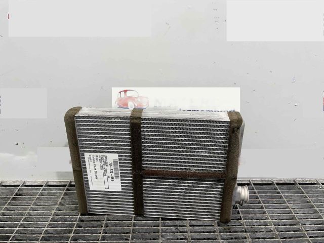 bontott AUDI A4 B8 Fűtőradiátor