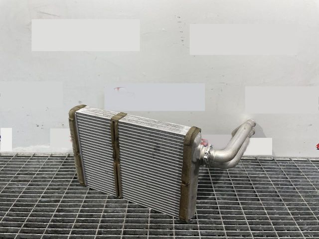 bontott AUDI A4 B8 Fűtőradiátor