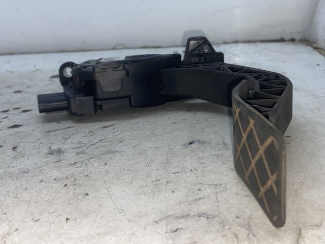 bontott AUDI A4 B8 Gázpedál (Elektromos)