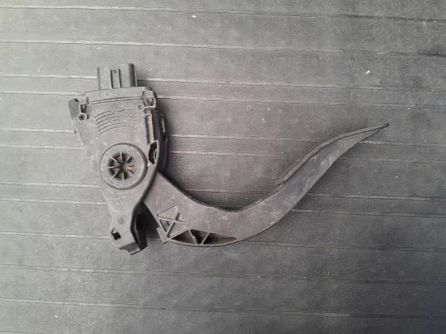 bontott AUDI A4 B8 Gázpedál (Elektromos)