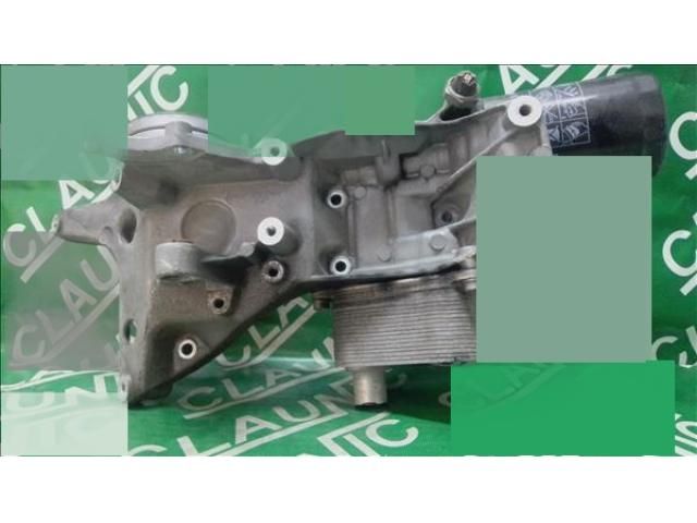 bontott AUDI A4 B8 Generátor Tartó Bak