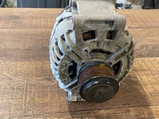 bontott AUDI A4 B8 Generátor