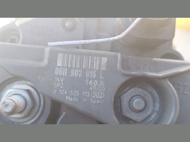 bontott AUDI A4 B8 Generátor