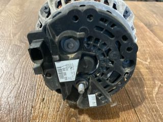 bontott AUDI A4 B8 Generátor