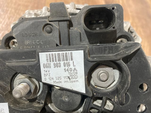 bontott AUDI A4 B8 Generátor