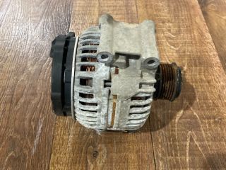 bontott AUDI A4 B8 Generátor