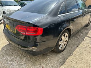 bontott AUDI A4 B8 Jobb Féltengely