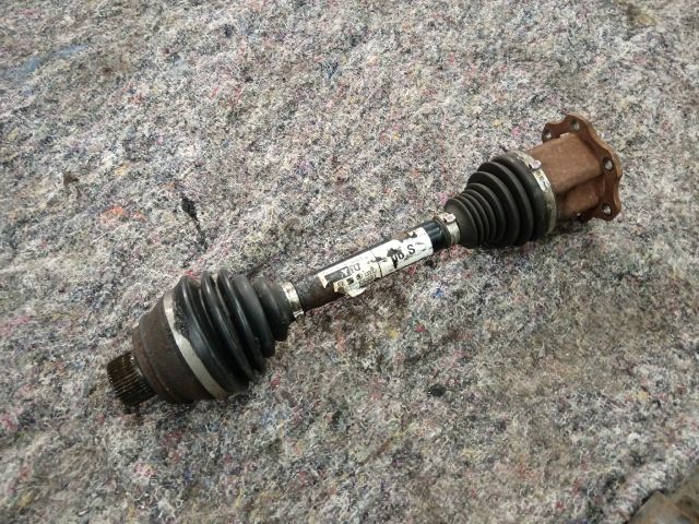 bontott AUDI A4 B8 Jobb Féltengely