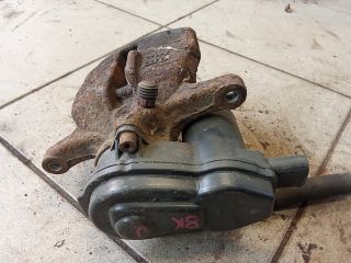 bontott AUDI A4 B8 Jobb hátsó Féknyereg Munkahengerrel