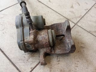 bontott AUDI A4 B8 Jobb hátsó Féknyereg Munkahengerrel