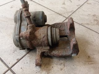 bontott AUDI A4 B8 Jobb hátsó Féknyereg Munkahengerrel