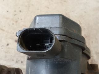 bontott AUDI A4 B8 Jobb hátsó Féknyereg Munkahengerrel