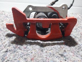 bontott AUDI A4 B8 Jobb hátsó Féknyereg Munkahengerrel