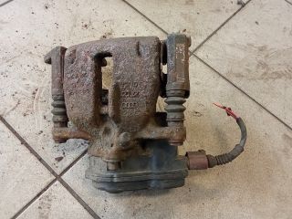 bontott AUDI A4 B8 Jobb hátsó Féknyereg Munkahengerrel