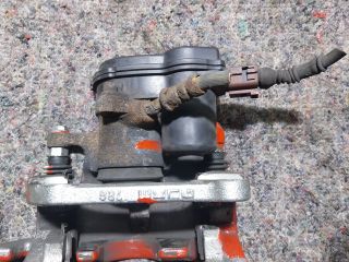 bontott AUDI A4 B8 Jobb hátsó Féknyereg Munkahengerrel