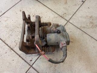 bontott AUDI A4 B8 Jobb hátsó Féknyereg Munkahengerrel