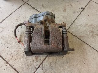 bontott AUDI A4 B8 Jobb hátsó Féknyereg Munkahengerrel