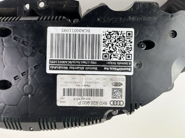 bontott AUDI A4 B8 Kilométeróra