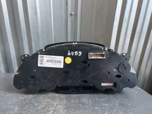 bontott AUDI A4 B8 Kilométeróra