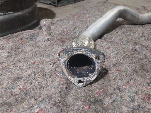 bontott AUDI A4 B8 Középső Kipufogó Cső