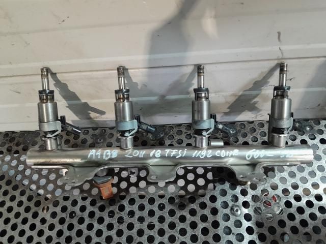 bontott AUDI A4 B8 Közösnyomócső