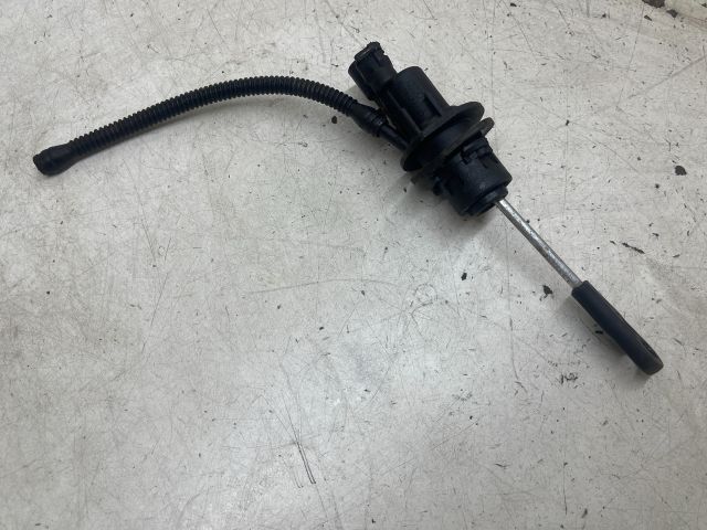 bontott AUDI A4 B8 Kuplung Munkahenger