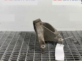 bontott AUDI A4 B8 Motor Tartó Bak Bal