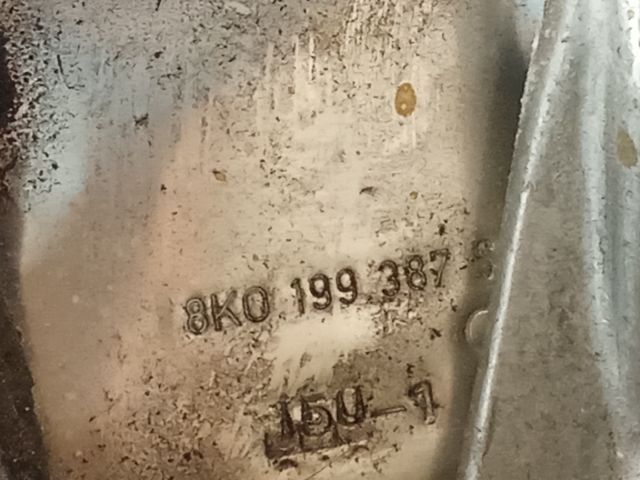 bontott AUDI A4 B8 Motor Tartó Bak (Pozíciófüggetlen)