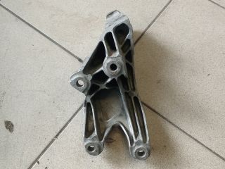 bontott AUDI A4 B8 Motor Tartó Bak (Pozíciófüggetlen)
