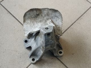 bontott AUDI A4 B8 Motor Tartó Bak (Pozíciófüggetlen)