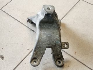 bontott AUDI A4 B8 Motor Tartó Bak (Pozíciófüggetlen)
