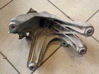 bontott AUDI A4 B8 Motor Tartó Bak (Pozíciófüggetlen)
