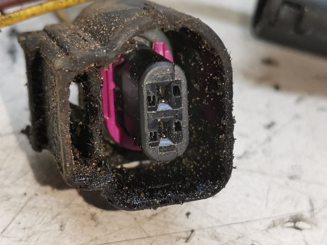 bontott AUDI A4 B8 Motortér Kábelköteg