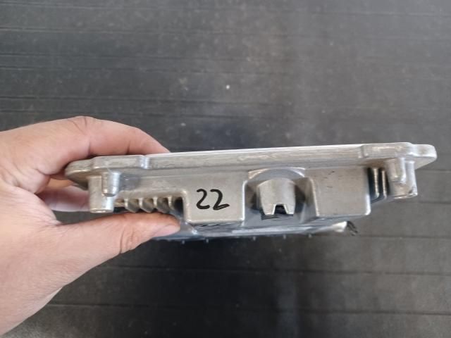 bontott AUDI A4 B8 Motorvezérlő