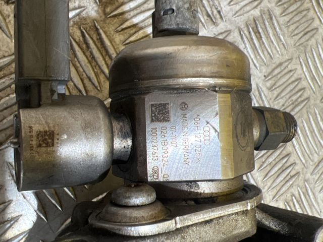 bontott AUDI A4 B8 Nagynyomású Szivattyú